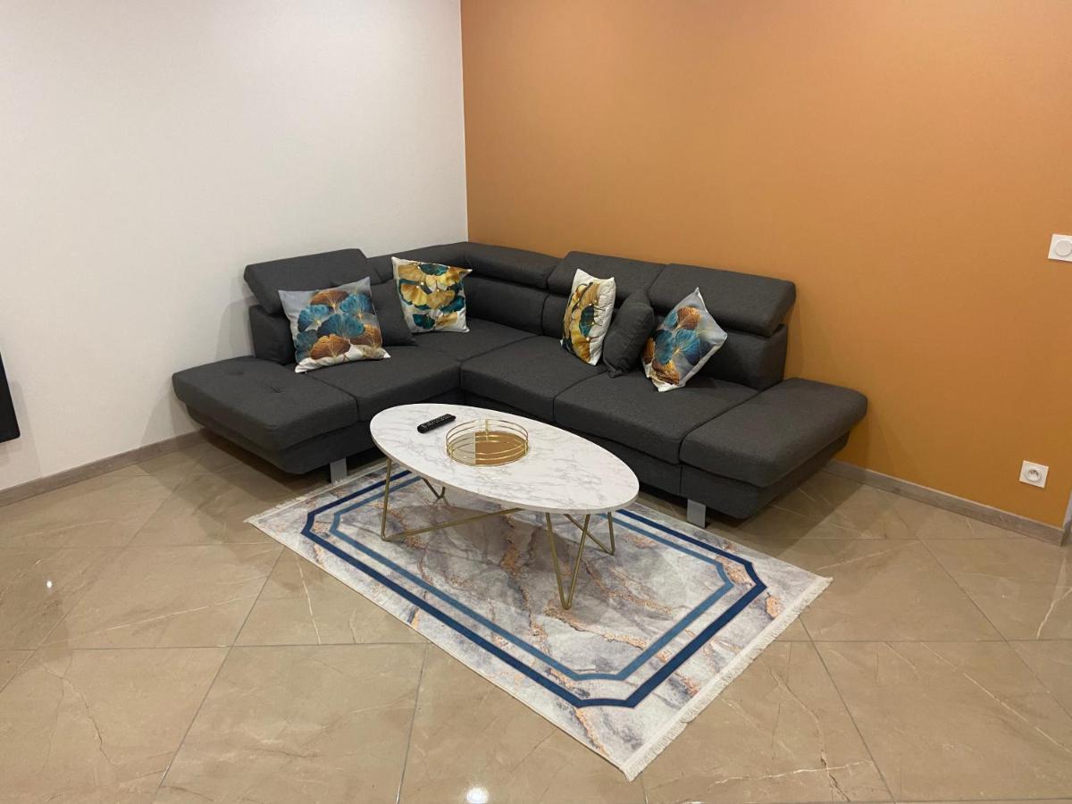 Appartement T3 Dans Une Villa Neuf Drap Exterior foto